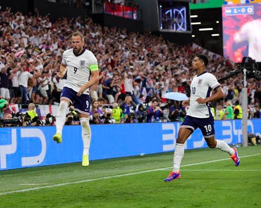 Netherlands v England UEFA EURO, EM, Europameisterschaft,Fussball 2024 Semi-final Harry Kane of England celebrates after scoring his sides first goal from the penalty during the UEFA Euro 2024 Semi-final match between Netherlands and England at Signal Iduna Park, Dortmund UK Newspapers OUT Copyright: xPaulxChestertonx FIL-20342-0064
