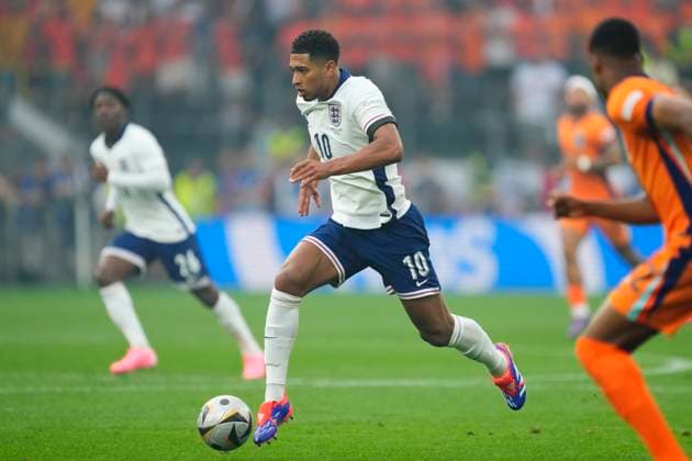 Netherlands v England: Semi-Final - UEFA EURO, EM, Europameisterschaft,Fussball 2024 Jude Bellingham attacking midfield of England and Real Madrid in action during the UEFA EURO 2024 semi-final match between Netherlands and England at Football Stadium Dortmund on July 10, 2024 in Dortmund, Germany. Dortmund Germany  Copyright: xJosexBretonx originalFilename:bretonhernandez-netherla240710_npPT6.jpg