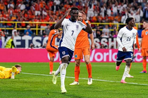2024-07-10 Netherlands v England - Semi-Final - UEFA EURO, EM, Europameisterschaft,Fussball 2024 DORTMUND, GERMANY - JULY 10: Bukayo Saka of England scores a goal but it gets cancelled due to offside during the Semi-Final - UEFA EURO 2024 match between Netherlands and England at BVB Stadion Dortmund on July 10, 2024 in Dortmund, Germany. (Photo by Joris Verwijst BSR Agency) Dortmund Germany Content not available for redistribution in The Netherlands directly or indirectly through any third parties. Copyright: xBSRxAgencyx