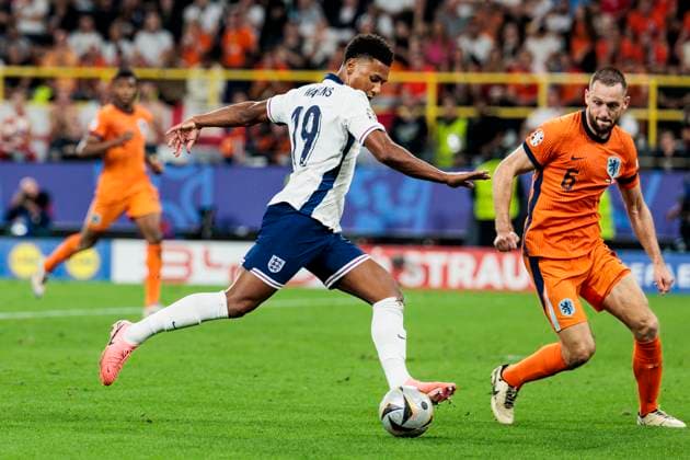 UEFA EURO 2024 Netherlands England 10 07 2024 Ollie Watkins England, 19 scores the goal for 2 1 UEFA EURO 2024 Netherlands England BVB Stadion Dortmund, Dortmund on 10 07 2024 Copyright: xBEAUTIFULxSPORTS Wunderlx