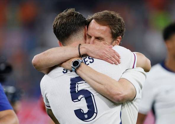 Netherlands v England: Semi-Final - UEFA EURO, EM, Europameisterschaft,Fussball 2024 John Stones of England and Gareth Southgate, Manager of England celebrate after winning the UEFA EURO 2024 semi-final match between Netherlands and England at Football Stadium Dortmund on July 10, 2024 in Dortmund, Germany. Dortmund Football Stadium Dortmund Germany Germany Copyright: xRichardxSellers Sportsphoto APLx 14045423