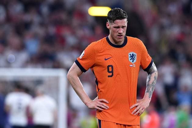 Soccer UEFA EURO 2024 semi-final Netherlands England on 10 07 2024 at BVB Stadion Dortmund in Dortmund Wout Weghorst Netherlands disappointed xRx