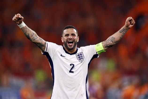 Dortmund - Kyle Walker of England celebrates the 1-2 victory after the UEFA EURO, EM, Europameisterschaft,Fussball 2024 Semi-final match between the Netherlands and England at the BVB Stadium Dortmund on July 10, 2024 in Dortmund, Germany. ANP MAURICE VAN STEEN UEFA EURO 2024 2024 xVIxANPxSportx xxANPxIVx 503211458 originalFilename: 503211458.jpg