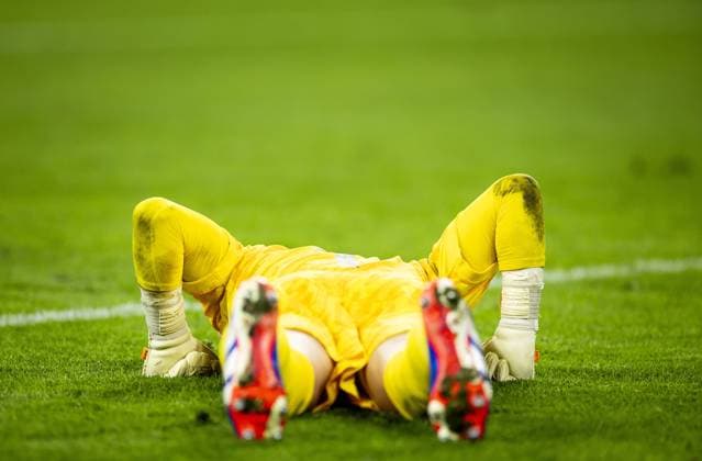 DORTMUND - Bart Verbruggen during the UEFA EURO, EM, Europameisterschaft,Fussball 2024 Semi-final match between the Netherlands and England at the BVB Stadium Dortmund on July 10, 2024 in Dortmund, Germany. ANP KOEN VAN WEEL UEFA EURO 2024 2024 xVIxANPxSportx xxANPxIVx 503217257 originalFilename: 503217257.jpg