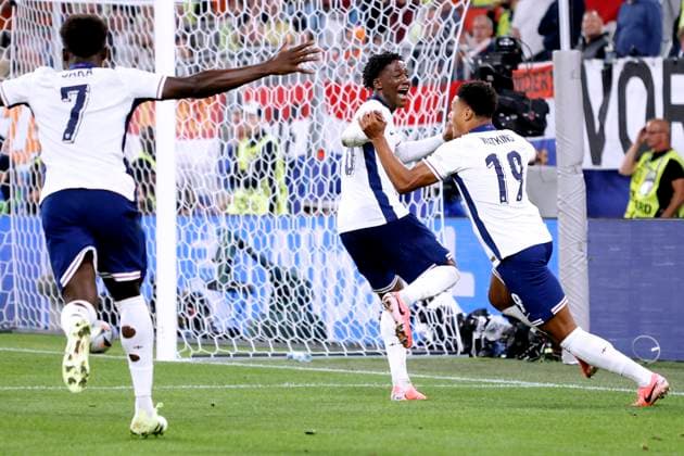 WATKINS Ollie Team England with MALNOO Kobbie scores the winning goal to make the final score 1 2 UEFA Football EURO 2024 in Germany semi-final match Holland England 1 2 on 10 07 2024 in Dortmund DFL REGULATIONS PROHIBIT ANY USE OF PHOTOGRAPHS as IMAGE SEQUENCES and or QUASI VIDEO Copyright: xLacixPerenyix