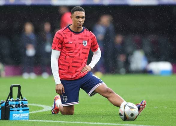 Dortmund, Germany, 10th July 2024. Trent Alexander-Arnold of England during the UEFA European Championships semi final match at BVB Stadion, Dortmund. Picture credit should read: Paul Terry Sportimage EDITORIAL USE ONLY. No use with unauthorised audio, video, data, fixture lists, club league logos or live services. Online in-match use limited to 120 images, no video emulation. No use in betting, games or single club league player publications. SPI-3222-0106