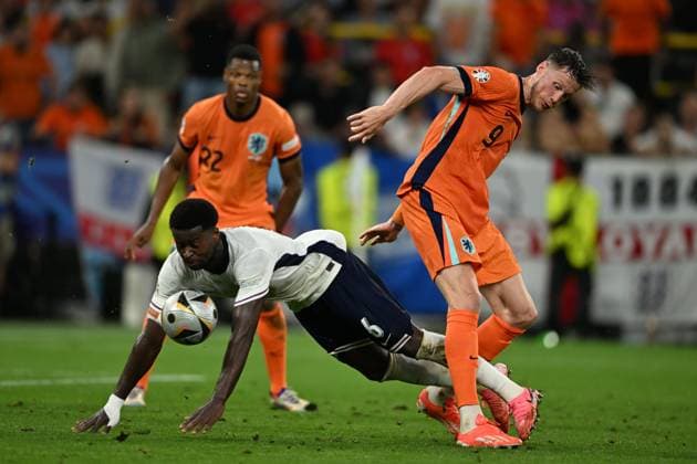 Wout Weghorst (Netherlands)Marc Guehi (England) during the UEFA EURO, EM, Europameisterschaft,Fussball Germany 2024 match between Netherlands 1-2 England at BVB Stadion Dortmund on July 10, 2024 in Dortmund, Germany. Noxthirdxpartyxsales  (259254716)