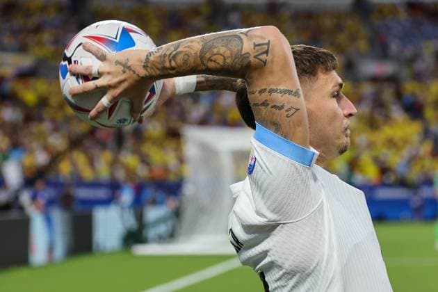 July 10, 2024, Charlotte, North Carolina, U.S: Uruguay defender GUILLERMO VARELA (13) makes a throw in during the first half of the CONMEBOL Copa America semi-final match between Uruguay and Columbia at Bank of America Stadium in Charlotte, NC on July 10, 2024. Charlotte U.S - ZUMAk149 20240710_zsp_k149_065 Copyright: xCoryxKnowltonx