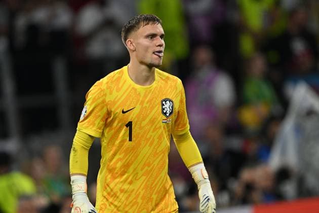 Bart Verbruggen (Netherlands) during the UEFA EURO, EM, Europameisterschaft,Fussball Germany 2024 match between Netherlands 1-2 England at BVB Stadion Dortmund on July 10, 2024 in Dortmund, Germany. Noxthirdxpartyxsales  (259254915)