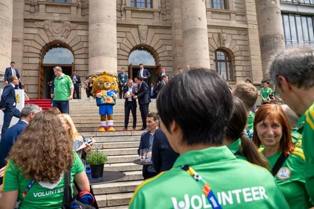 Ehrung der Freiwilligen Helfer der UEFA EURO 2024 Fußball EM den Volunteers im Unteren Hofgarten in München
