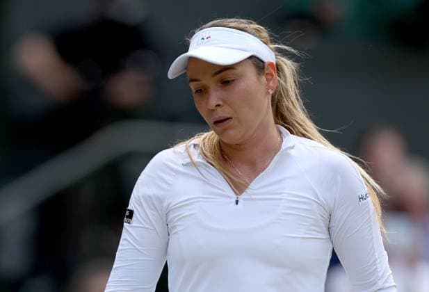 (240711) -- LONDON, July 11, 2024 -- Donna Vekic reacts during the women s singles semifinal match between Jasmine Paolini of Italy and Donna Vekic of Croatia at Wimbledon tennis Championship in London, Britain, July 11, 2024. ) (SP)BRITAIN-LONDON-TENNIS-WIMBLEDON-WOMEN S SINGLES-SEMIFINALS LixYing 