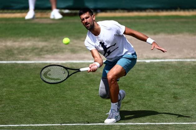 Novak Djokovic practises Wimbledon Tennis Championships, Day 11, The All England Lawn Tennis and Croquet Club, London, UK - 11 Jul 2024  Copyright: xJamesxMarsh Shutterstockx 14580282bd