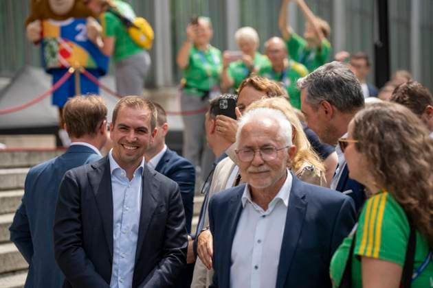 Philipp Lahm Fußballspieler und Botschafter der EM2024 bei der Ehrung der Ehrenamtlichen Helfer der UEFA Euro 2024 Europameisterschaft in Deutschland in München im unteren Hofgarten.