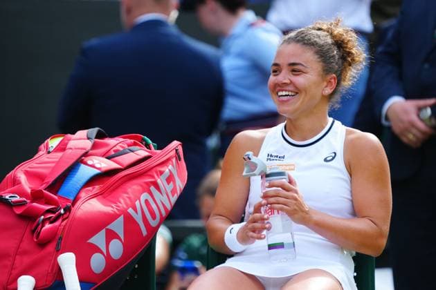 Jasmine Paolini celebrates victory in her semi final match Wimbledon Tennis Championships, Day 11, The All England Lawn Tennis and Croquet Club, London, UK - 11 Jul 2024  Copyright: xJavierxGarcia Shutterstockx 14580280fp