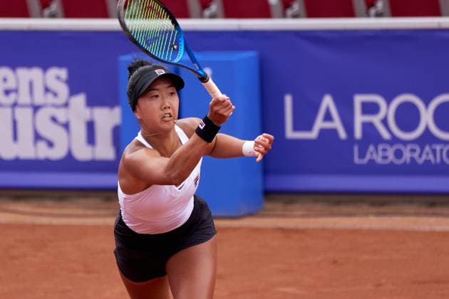 Ann Li of United States returns a forehand to Katarzyna Kawa of Plant during their quarter final match at Nordea Open at Bastad Tennis Stadium on July 11, 2024 in Bastad, Sweden (Photo by Camilla Stolen Imago) Bastad Sweden Copyright: xCamillaxStolenx L2230804