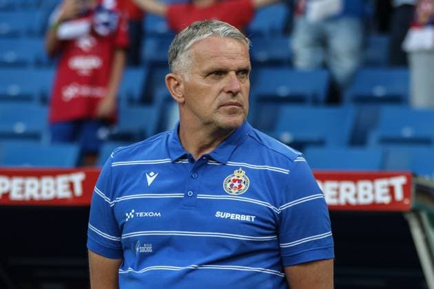 2024 25 UEFA Europa League first qualifying round Wisla Krakow - KF Llapi 07.22.2024 Krakow (Cracow) Poland, Football 2024 25 UEFA Europa League first qualifying round, Wisla Krakow - KF Llapi op: Kazimierz Moskal - coach Copyright: xKonradxSwieradx IMG_8392