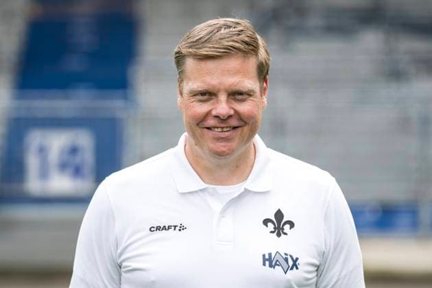11 07 2024, xfux, Football 2 Bundesliga, SV Darmstadt 98 photo session season 2024 25 portrait session 2024 2025, emspor, v l team doctor Dr Philip Jessen SV Darmstadt 1898 e V 2 BL, portrait session 2024 2025 Darmstadt