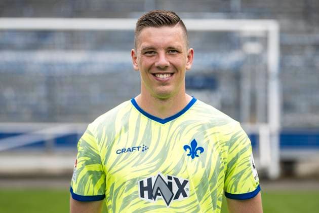 11 07 2024, xfux, Football 2 Bundesliga, SV Darmstadt 98 photo session season 2024 25 portrait session 2024 2025, emspor, v l Alexander Brunst SV Darmstadt 1898 e V 2 BL, portrait session 2024 2025 Darmstadt