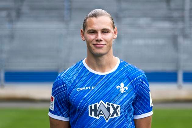 11 07 2024, xfux, Football 2 Bundesliga, SV Darmstadt 98 photo session season 2024 25 portrait session 2024 2025, emspor, v l Fynn Lakenmacher SV Darmstadt 1898 e V 2 BL, portrait session 2024 2025 Darmstadt