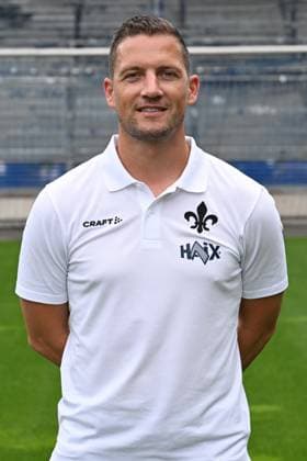 11 07 2024, xscotx, Fußball 2 Bundesliga, 2 BL SV Darmstadt 98 Fototermin Saison 2024 25 Porträttermin 2024 2025 emspor, v l Leiter Organisation Lizenzspielerabteilung Michael Stegmayer SV Darmstadt 98 DFL DFB REGULATIONS PROHIBIT ANY USE OF PHOTOGRAPHS as IMAGE SEQUENCES and or QUASI VIDEO Darmstadt