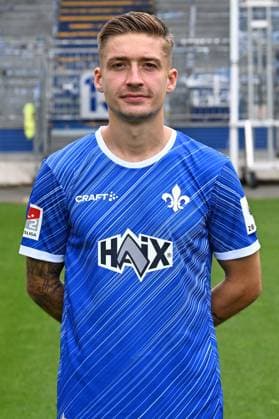 11 07 2024, xscotx, Fußball 2 Bundesliga, 2 BL SV Darmstadt 98 Fototermin Saison 2024 25 Porträttermin 2024 2025 emspor, v l Marvin Mehlem SV Darmstadt 98 DFL DFB REGULATIONS PROHIBIT ANY USE OF PHOTOGRAPHS as IMAGE SEQUENCES and or QUASI VIDEO Darmstadt