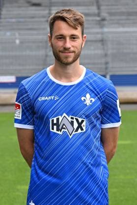 11 07 2024, xscotx, Fußball 2 Bundesliga, 2 BL SV Darmstadt 98 Fototermin Saison 2024 25 Porträttermin 2024 2025 emspor, v l Matthias Bader SV Darmstadt 98 DFL DFB REGULATIONS PROHIBIT ANY USE OF PHOTOGRAPHS as IMAGE SEQUENCES and or QUASI VIDEO Darmstadt