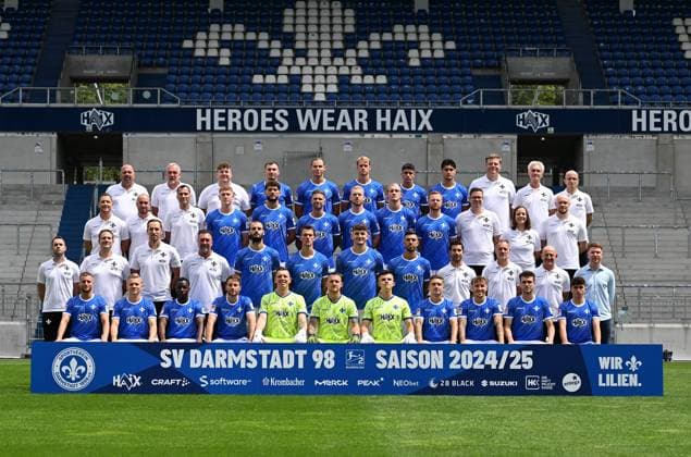 11 07 2024, xscotx, Football 2 Bundesliga, 2 BL SV Darmstadt 98 Photo session season 2024 25 Portrait session 2024 2025, Team photo emspor, f l 4 row f l Supervisor Oliver Zach, Supervisor Michael Richter, Supervisor Jonas Nietzel, Filip Stojilkovic, Fynn Lakenmacher, Oscar Vilhelmsson, Fabio Torsiello, Nico Baier, Team doctor Dr Philip Jessen, Team doctor Dr Ingo Schwinnen, team doctor Dr Alexander Lesch 3rd row from left Head of Organization Licensed Player Department Michael Stegmayer, Team Manager Matthias Neumann, Head of Analysis Kai Peter Schmitz, Clemens Riedel, Fraser Hornby, Tobias Kempe, Kai Klefisch, Christoph Klarer, Paul Will, Physiotherapist David Ackermann, Physiotherapist Katrin Herbig, video analyst Maximilian Kohl 2nd row from left Head of Performance Alexander Ryan, rehabilitation coach Florian Bauer, athletics coach Christopher Busse, goalkeeping coach Dimo Wache, Aleksandar Vukotic, Christoph Zimmermann, Matej Maglica, Klaus Gjasula, co-trainer Ovid Hajou, co-trainer Darius Scholtysik, Head coach Torsten Lieberknecht, sports director Paul Fernie 1 row from left Fabian Nürnberger, Andreas Müller, Merveille Papela, Matthias Bader, Alexander Brunst, Marcel Schuhen, Karol Niemczycki, Marvin Mehlem, Luca Marseiler, Sergio Lopez, Asaf Arania DFL DFB REGULATIONS PROHIBIT ANY USE OF PHOTOGRAPHS AS IMAGE SEQUENCES AND OR QUASI VIDEO Darmstadt