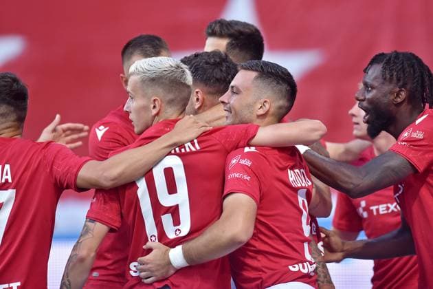 2024.07.11 Krakow Pilka nozna, UEFA Liga Europy, sezon 2024 2025 Wisla Krakow - KF Llapi 1932 Podujevo N z Pilkarze Wisly, radosc po bramce na 1-0, gol, bramka Foto Krzysztof Porebski PressFocus 2024.07.11 Krakow Football, UEFA Europa League, 2024 25 season Wisla Krakow - KF Llapi 1932 Podujeve Pilkarze Wisly, radosc po bramce na 1-0, gol, bramka Credit: Krzysztof Porebski PressFocus NEWSPIX.PL --- Newspix.pl 20240711PF_KP00007