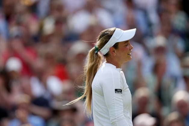 (240712) -- LONDON, July 12, 2024 -- Donna Vekic reacts during the women s singles semifinal match between Jasmine Paolini of Italy and Donna Vekic of Croatia at Wimbledon tennis Championship in London, Britain, July 11, 2024. ) (SP)BRITAIN-LONDON-TENNIS-WIMBLEDON-WOMEN S SINGLES-SEMIFINALS LixYing 