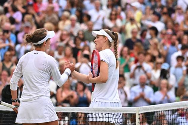 Wimbledon Semi-Final - Krejcikova v Rybakina Barbora Krejcikova (CZE) during her semi final match at the 2024 Wimbledon Championships at the AELTC in London, UK, on July 11, 2024. Photo by Corinne Dubreuil ABACAPRESS.COM London United Kingdom  Copyright: xDubreuilxCorinne ABACAx