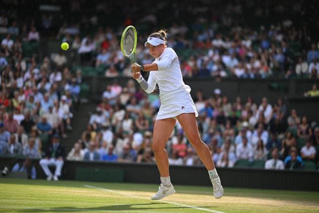 Wimbledon Semi-Final - Krejcikova v Rybakina Barbora Krejcikova (CZE) during her semi final match at the 2024 Wimbledon Championships at the AELTC in London, UK, on July 11, 2024. Photo by Corinne Dubreuil ABACAPRESS.COM London United Kingdom  Copyright: xDubreuilxCorinne ABACAx