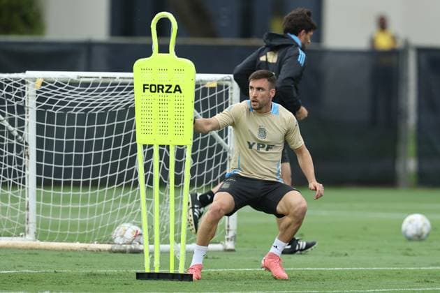 Argentina s defender Nicolas Tagliafico during a training session ahead the match against Colombia for the Copa America USA 2024 final match, at Florida International University FIU , Miami, on July 11 2024 MIAMI UNITED STATES Copyright: xALEJANDROxPAGNIx