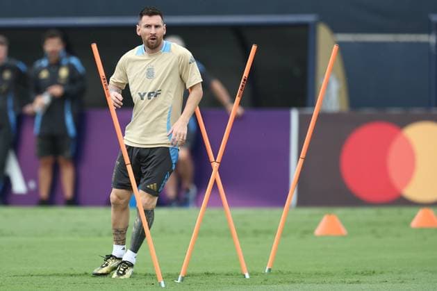 Argentina s forward Lionel Messi during a training session ahead the match against Colombia for the Copa America USA 2024 final match, at Florida International University FIU, Miami, on July 11 2024 MIAMI UNITED STATES Copyright: xALEJANDROxPAGNIx