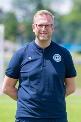 PD Dr. Tim Niedergassel Team doctor DSC Arminia Bielefeld 3 Liga, portrait appointment 2024 2025