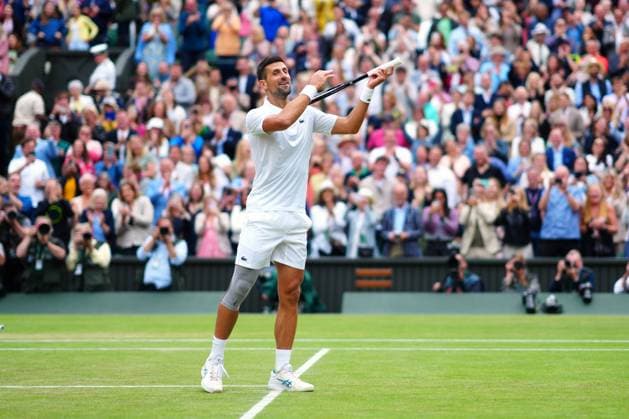Novak Djokovic celebrates by playing the violin after winning his semi final match Wimbledon Tennis Championships, Day 12, The All England Lawn Tennis and Croquet Club, London, UK - 12 Jul 2024  Copyright: xJavierxGarcia Shutterstockx 14581882ii