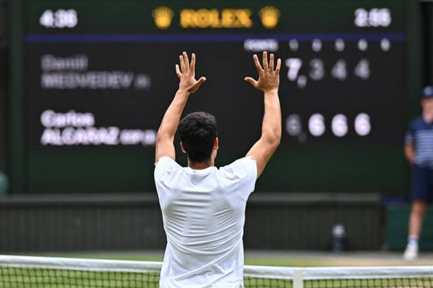 Wimbledon - Alcaraz v Medvedev Semi-Final Carlos Alcaraz (ESP) during his semi-final match at the 2024 Wimbledon Championships at the AELTC in London, UK, on July 12, 2024. Photo by Corinne Dubreuil ABACAPRESS.COM London United Kingdom  Copyright: xDubreuilxCorinne ABACAx