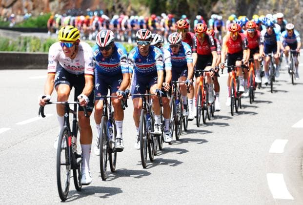 Sport Themen der Woche KW28 Sport Bilder des Tages German Nils Politt of UAE Team Emirates pictured in action during stage 14 of the 2024 Tour de France cycling race, from Pau to Saint-Lary-Soulan Pla d Adet, France (151,9 km), on Saturday 13 July 2024. The 111th edition of the Tour de France starts on Saturday 29 June and will finish in Nice, France on 21 July. POOLxLUCAxBETTINI  x96358713x