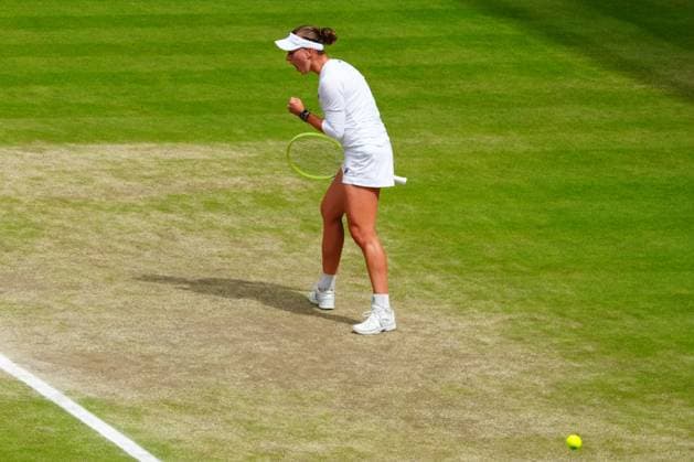 Barbora Krejcikova celebrates during the Ladies Singles Final Wimbledon Tennis Championships, Day 13, The All England Lawn Tennis and Croquet Club, London, UK - 13 Jul 2024  Copyright: xJavierxGarcia Shutterstockx 14584798ae