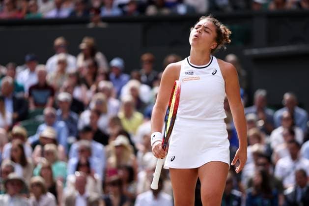 Jasmine Paolini during the Ladies Singles Final Wimbledon Tennis Championships, Day 13, The All England Lawn Tennis and Croquet Club, London, UK - 13 Jul 2024  Copyright: xEllaxLing Shutterstockx 14584811ad