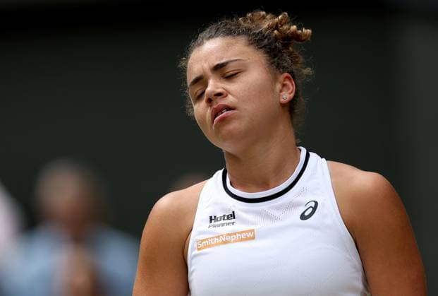 (240713) -- LONDON, July 13, 2024 -- Jasmine Paolini reacts during the women s singles final between Barbora Krejcikova of Czech Republic and Jasmine Paolini of Italy at Wimbledon tennis Championship in London, Britain, July 13, 2024. ) (SP)BRITAIN-LONDON-TENNIS-WIMBLEDON--WOMEN S SINGLES-FINAL LixYing 