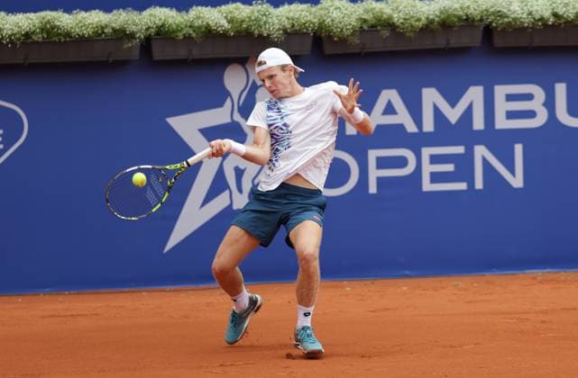 Tennis Men ATP, Tennis Men Tour 500 European Open Hamburg, Hamburg Open ATP 500 2024 Qualifying Round , 13 07 2024, Jesper de Jong plays a forehand Copyright: FernandoxSoares