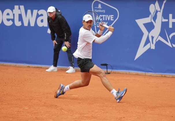 Tennis Men ATP, Tennis Men Tour 500 European Open Hamburg, Hamburg Open ATP 500 2024 Qualifying Round , 13 07 2024, Nick Hardt DOM plays a backhand Copyright: FernandoxSoares
