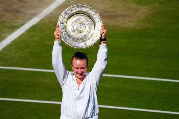 Barbora Krejcikova celebrates victory in the Ladies Singles Final Wimbledon Tennis Championships, Day 13, The All England Lawn Tennis and Croquet Club, London, UK - 13 Jul 2024  Copyright: xJavierxGarcia Shutterstockx 14584798cs