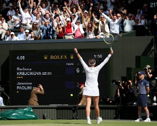 Barbora Krejcikova CZE cheers in front of the scoreboard and her team in the players box after her victory,Matchpoint Copyright: xJuergenxHasenkopfx