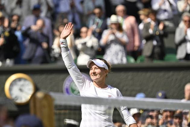 Tennis : Wimbledon 2024 - Barbora Krejcikova remporte le simple Dames - Republique Tcheque Tennis : Wimbledon 2024 - England - 13 07 2024 ChrysleneCaillaud Panoramic 