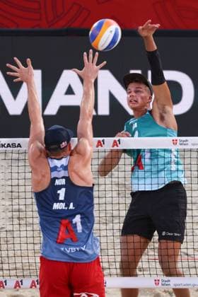 BEACHVOLLEYBALL - Beach Pro Vienna VIENNA,AUSTRIA,13.JUL.24 - Beach volleyball, Beachvolleyball - A1 Beach Pro Vienna. Image shows Miles Partain (USA).  GEPAxpictures xMathiasxMandl