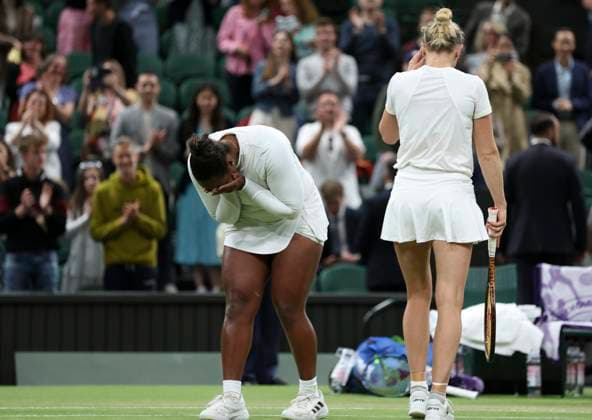 (240714) -- LONDON, July 14, 2024 -- Katerina Siniakova Taylor Townsend (L) celebrate after winning the women s doubles final match between Katerina Siniakova (Czech Republic) Taylor Townsend (the United States) and Gabriela Dabrowski (Canada) Erin Routliffe (New Zealand) at Wimbledon tennis Championship in London, Britain, on July 13, 2024. ) (SP) BRITAIN-LONDON-TENNIS-WIMBLEDON-WOMEN S DOUBLES-FINAL HanxYan 