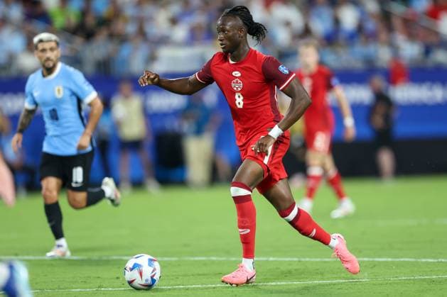 July 13, 2024, Charlotte, North Carolina, U.S: Canada midfielder ISMAEL KONE (8) drives the ball during the second half of the CONMEBOL Copa America match between Uruguay and Canada at Bank of America Stadium in Charlotte, NC on July 13, 2024. Charlotte U.S - ZUMAk149 20240713_zsp_k149_015 Copyright: xCoryxKnowltonx
