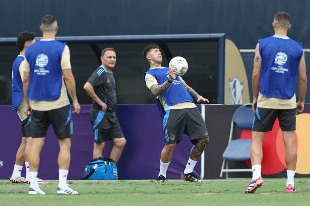 Argentina™s midfielder Enzo Fernandez 2nd R controls the ball during a training session ahead the match against Colombia for the Copa America USA 2024 final match, at Florida International University FIU , Miami, on July 13, 2024 MIAMI UNITED STATES Copyright: xALEJANDROxPAGNIx