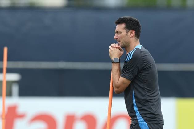Argentina s head coach Lionel Scaloni takes part in a training session ahead the match against Colombia for the Copa America USA 2024 final match, at Florida International University FIU , Miami, on July 13, 2024 MIAMI UNITED STATES Copyright: xALEJANDROxPAGNIx